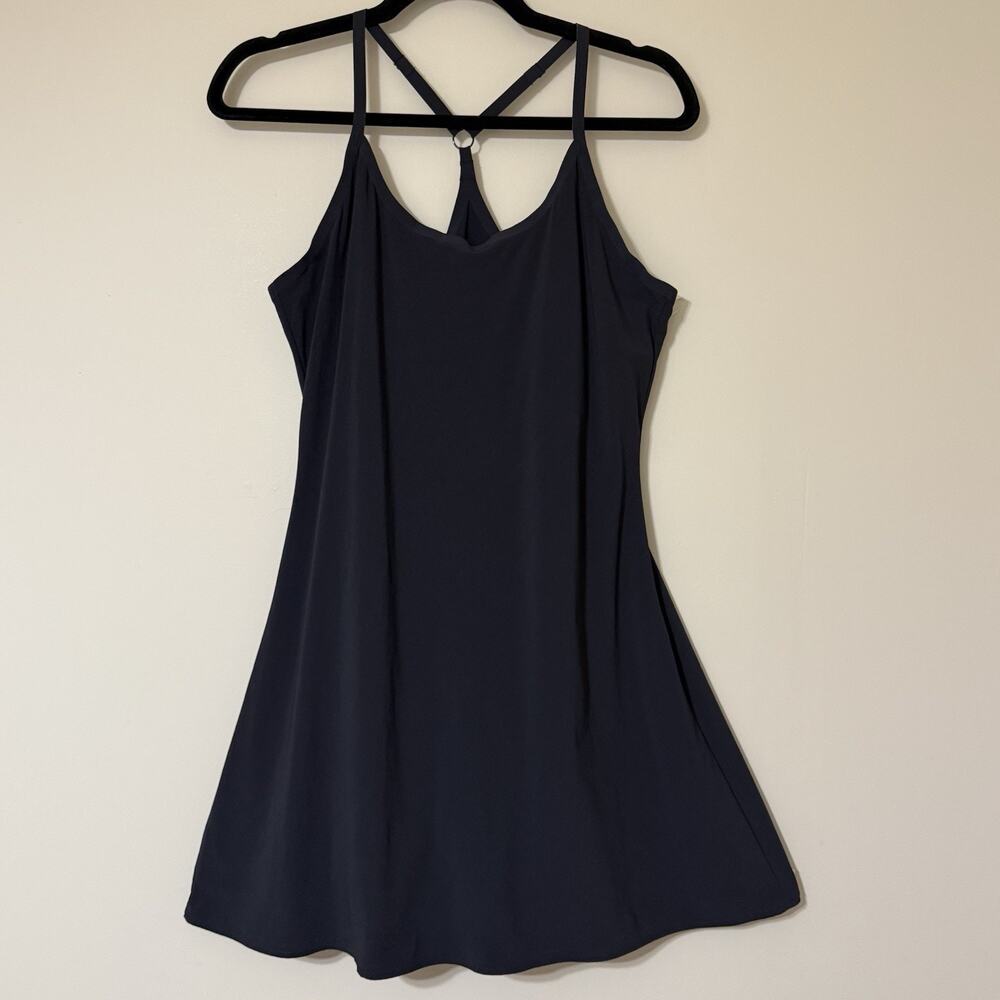 Outdoor Voices SIZE MEDIUM Athletic Mini Dress Built-in Shorts Pockets Racerback